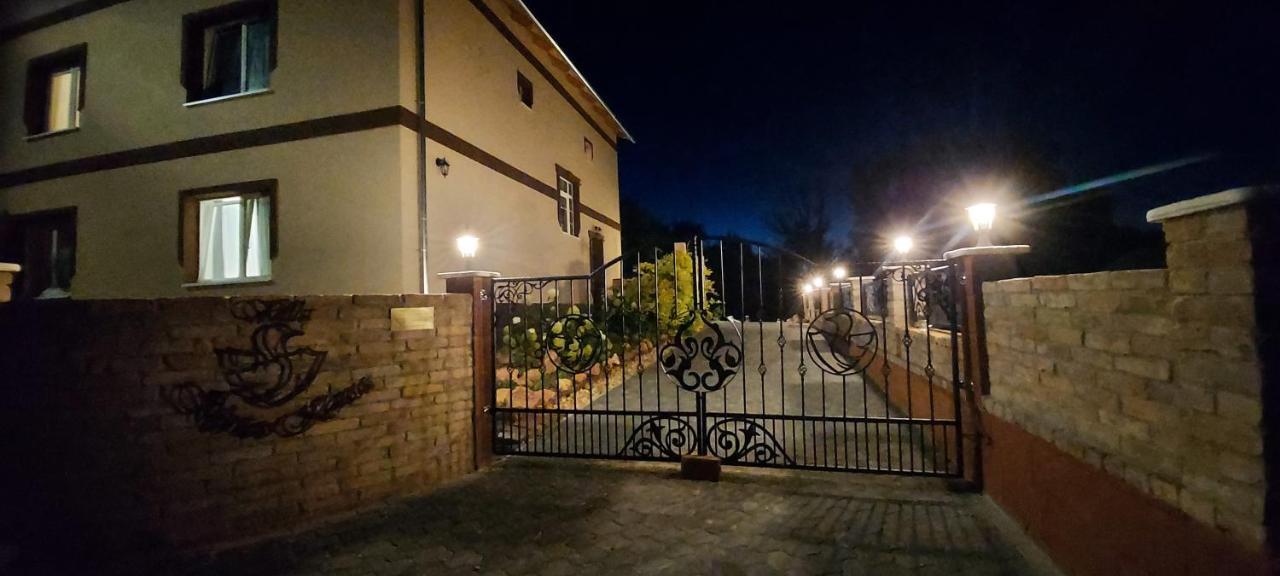Villa Verteskacsa Vértesacsa Екстериор снимка