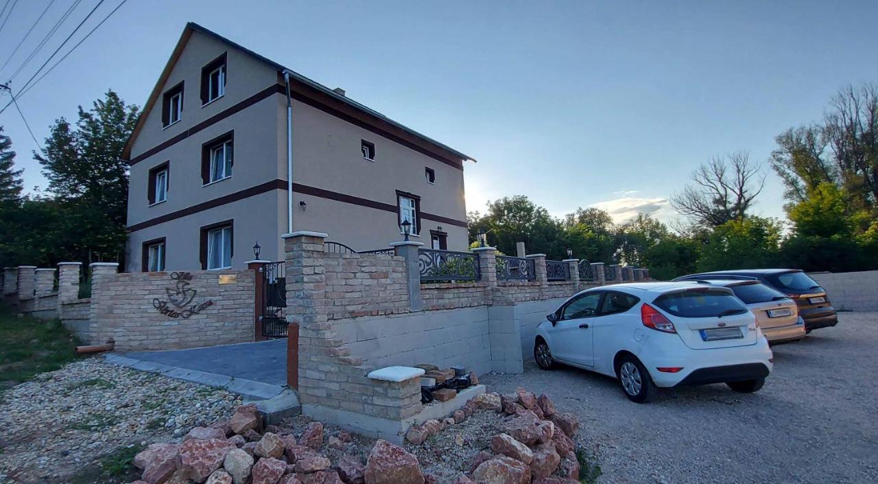Villa Verteskacsa Vértesacsa Екстериор снимка